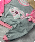 Conjunto de Frio Cinza e Rosa