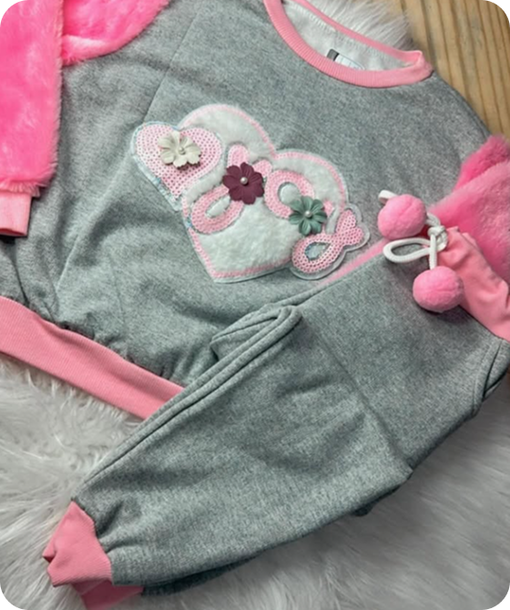 Conjunto de Frio Cinza e Rosa